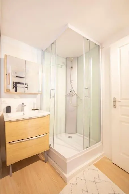 3. Charmant Appartement Proche Centre Et Gare Valence  Apartment Valence (Drome)
